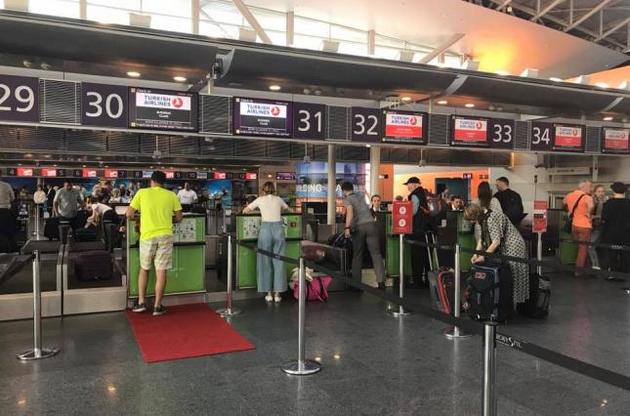 Українців заберуть двома чартерними рейсами