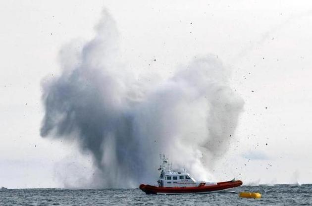 На авиашоу в Италии истребитель рухнул в море