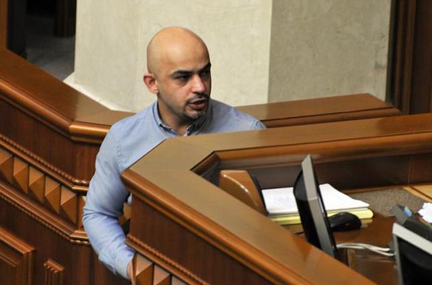 В 19:00 Найем и другие парламентарии пойдут к президенту