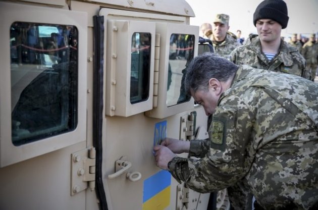 США передадут в Украину еще одну партию армейских внедорожников – Чалый
