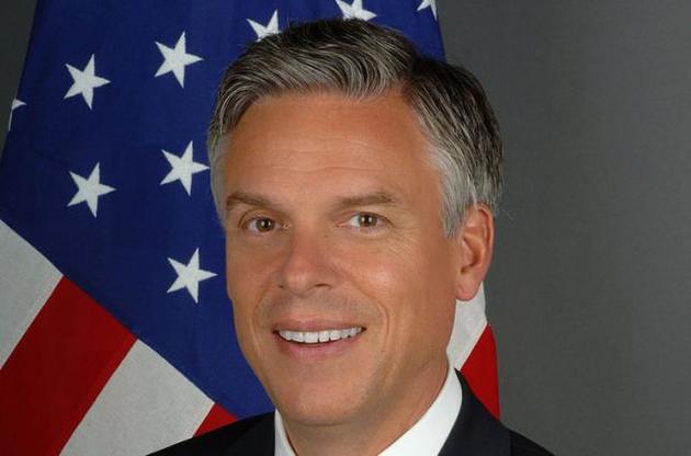 Хантсман рассказал, когда отношения России и США могут наладиться