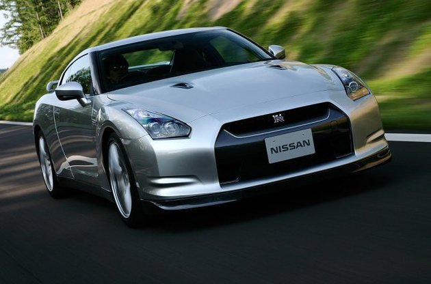 В Японии из-за данных о халатности обыскали два завода Nissan