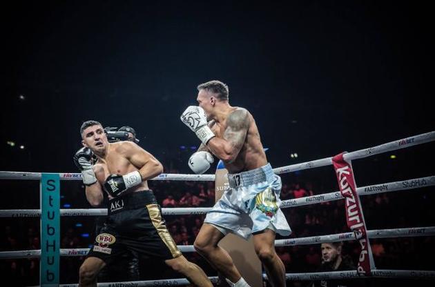 Усик одержал уверенную победу