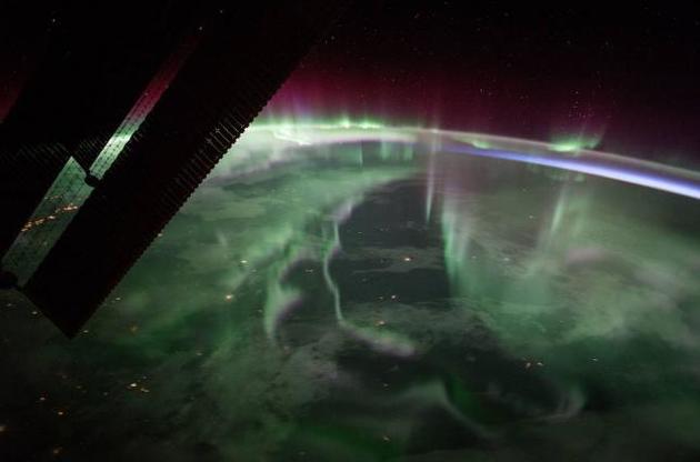 NASA опублікувало знімок північного сяйва над Канадою