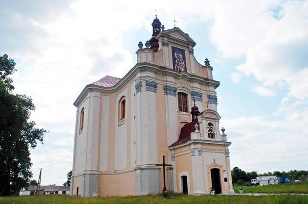 Лопатинський костьол Непорочного зачаття Діви
Марії. Сучасний вигляд.