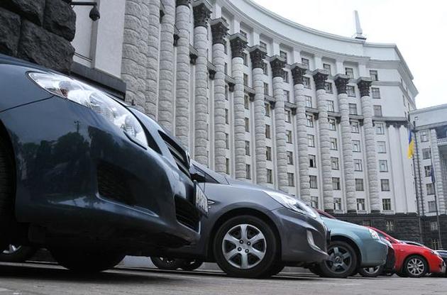 Украинские чиновники-реформаторы обновили автопарк на полмиллиарда гривень