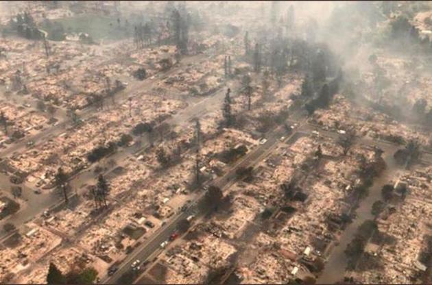 Число жертв лесных пожаров в США превысило 30 человек