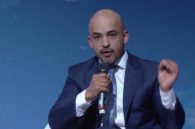 Найєм пояснив, що заважає очистити Україну від корупції.