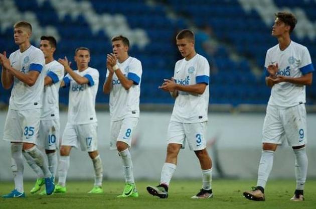 "Днепр" играет во Второй лиге