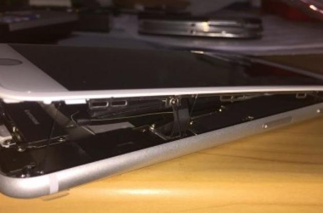 Apple расследует случаи со вздувшимися аккумуляторами iPhone 8 Plus