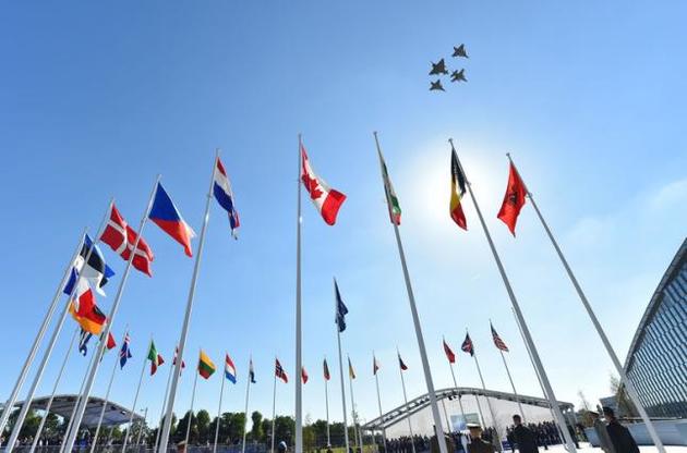 Українські експерти пропонують направити в Донбас миротворчу місію НАТО