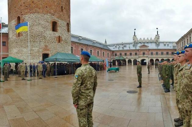 Військовослужбовці ЛитПолУкрБрига отримали бойовий прапор підрозділу