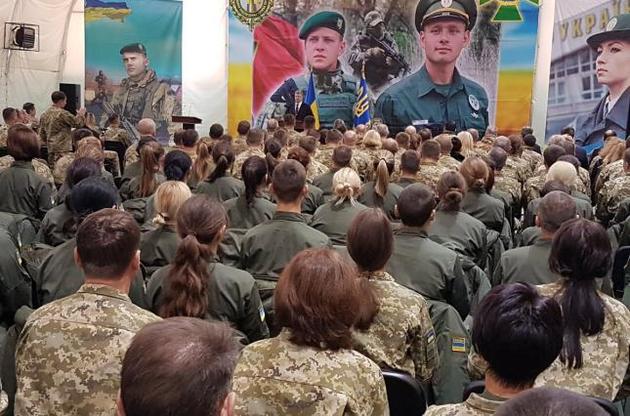 Порошенко разъяснил пограничникам, кто в стране дестабилизатор