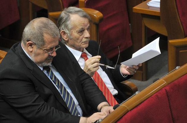 У БПП повідомили про згоду Порошенка на включення пунктів про Крим до законопроекту про деокупацію ОРДЛО
