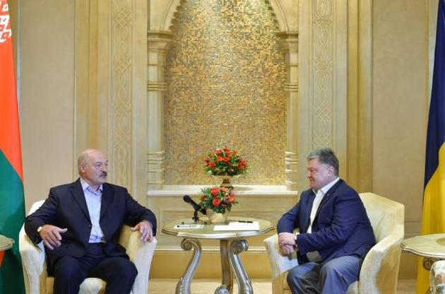Порошенко в ОАЭ провел незапланированную встречу с Лукашенко