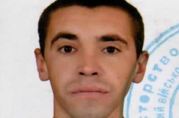 Керівництво військової частини вже чотири дні розшукує озброєного бійця