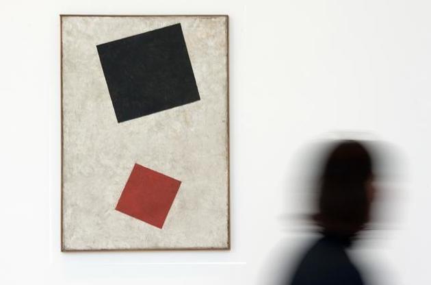 Эксперты проверят еще около 40 работ Малевича