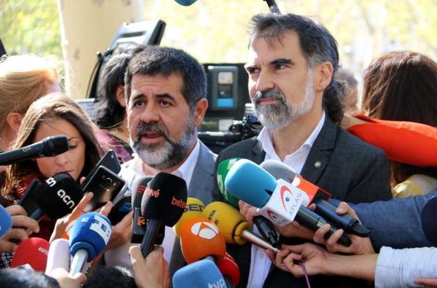 Іспанський суд заарештував двох лідерів каталонських організацій за підбурювання до заколоту