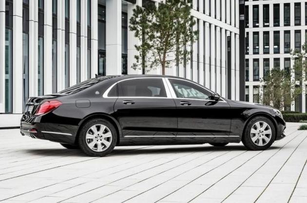 Владельца Mercedes на еврономерах оштрафовали на 3,4 млн грн