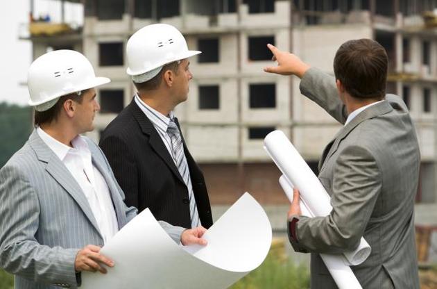 У столиці горе-будівельники забетонували колектор