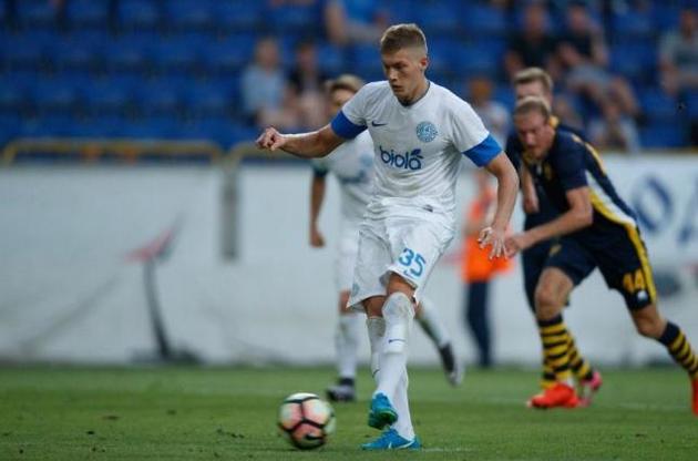 Довбик виступає у Другій лізі