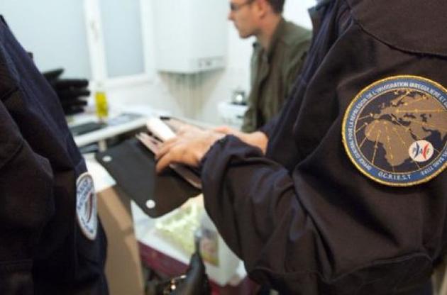 Полиция Франции и Германии ликвидировала преступную сеть по доставке мигрантов из Индии.