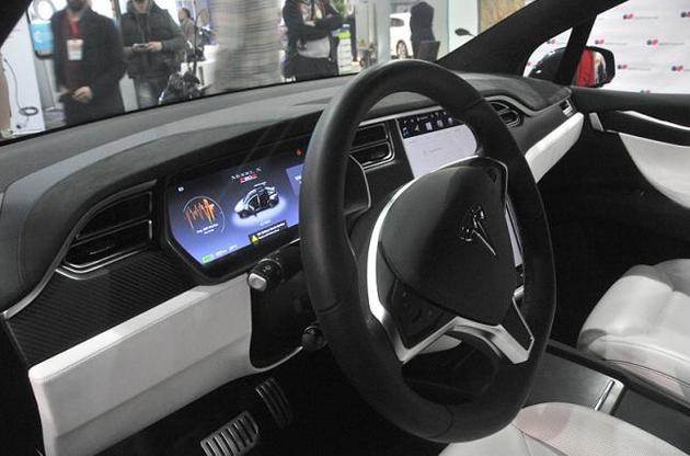 Бездротова зарядка може змінити автомобільну індустрію - The Economist