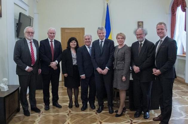 Гриневич рассказала экспертам Венецианской комиссии историю про зайца, птицу и черепаху