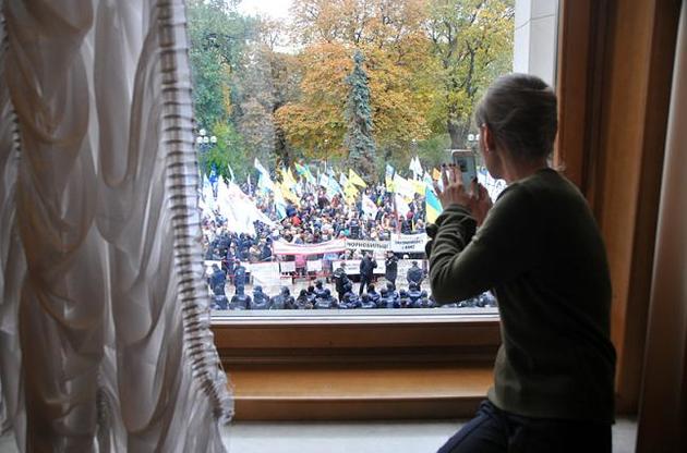 Акцию Саакашвили под Радой поддержали около 20% украинцев