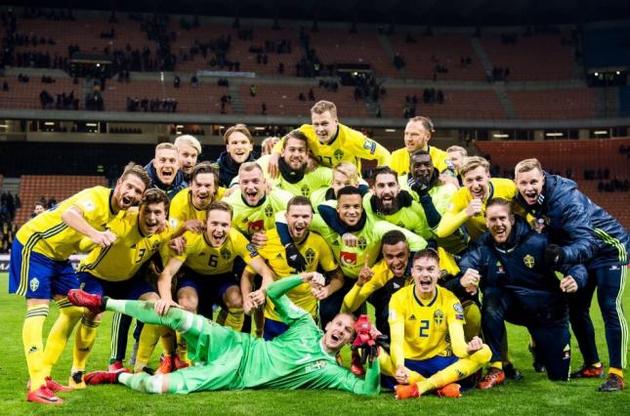 Шведські футболісти розгромили студію спортивного телеканалу після виходу на чемпіонат світу