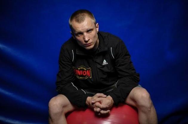 Украинец Ефимович проиграл бой экс-чемпиону мира