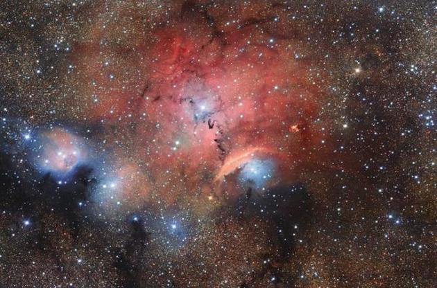 Астрономы получили снимок "звездных яслей" из созвездия Стрельца