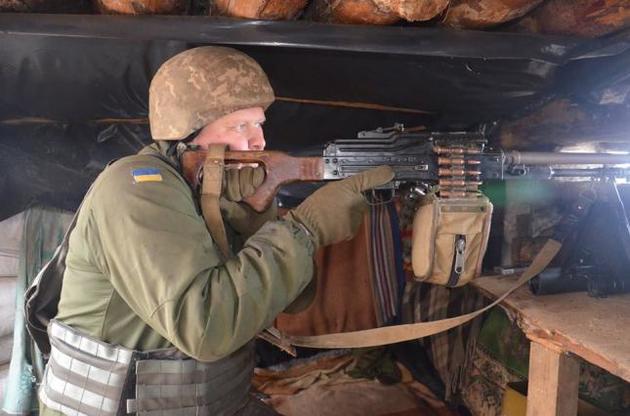 Бійці ЗСУ дали збройну відсіч терористам на луганському та донецькому напрямках