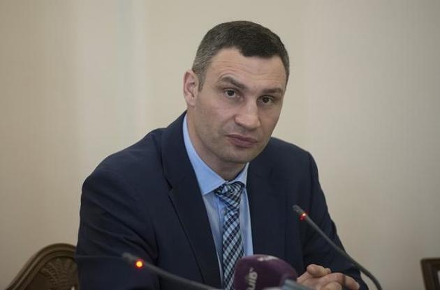 Кличко пообещал не платить своему советнику за патент на кольцевое движение киевской электрички