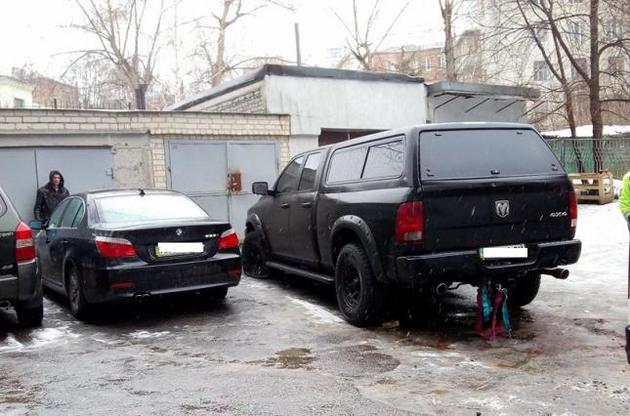 В Харькове взорвали внедорожник экс-замначальника областного управления полиции