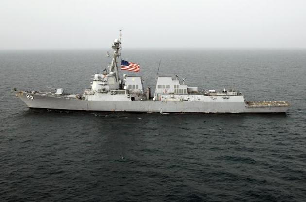 Ракетный эсминец ВМС США направился в сторону Одессы