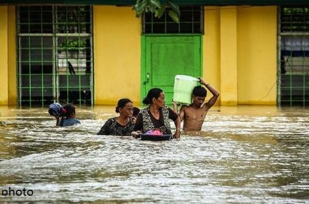В результате тайфуна "Тембин" на Филиппинах погибли 240 человек