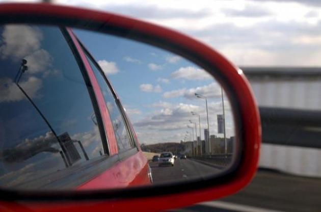 Перше водійське посвідчення обмежує право керування транспортом