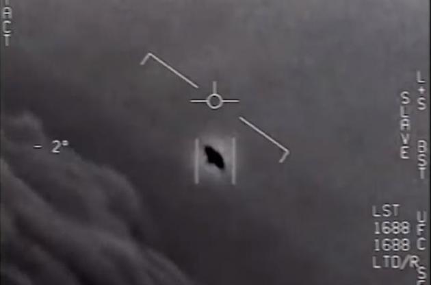 Министерство обороны США опубликовало видео НЛО с борта истребителя
