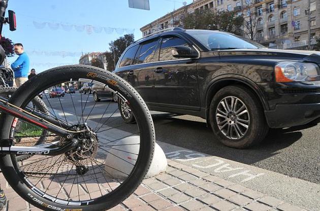 Поліція і таксисти в Києві орієнтуватимуться за стовпами