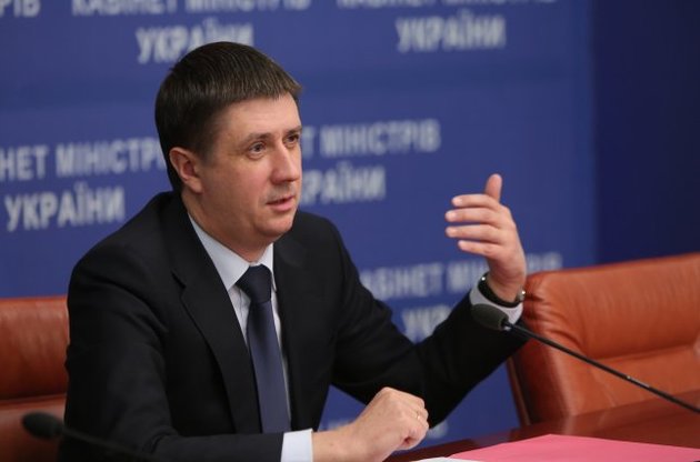 Пріоритети українського уряду: підготовка слюсарів, зварювальників, машиністів і монтажників