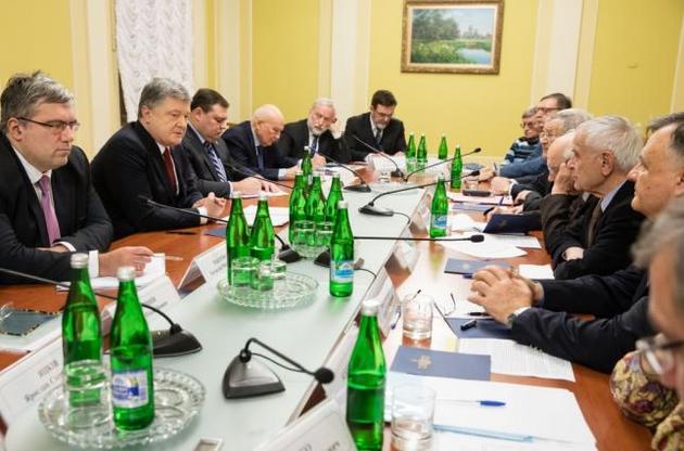 Порошенко решил усилить украинскую группировку в Донбассе