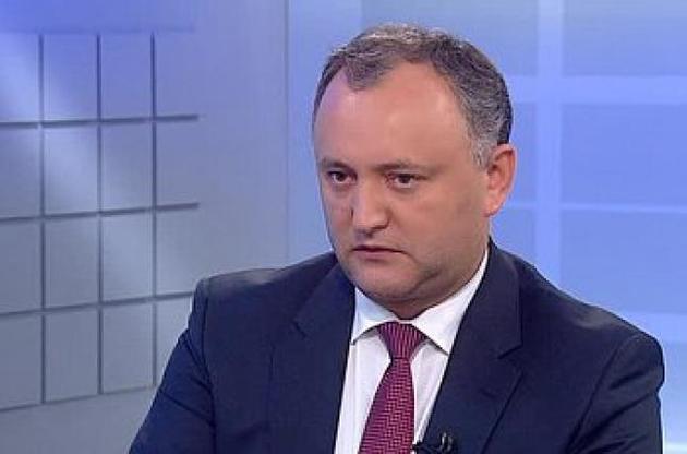 КС Молдовы рассмотрит запрос депутатов об отстранении Додона с поста президента