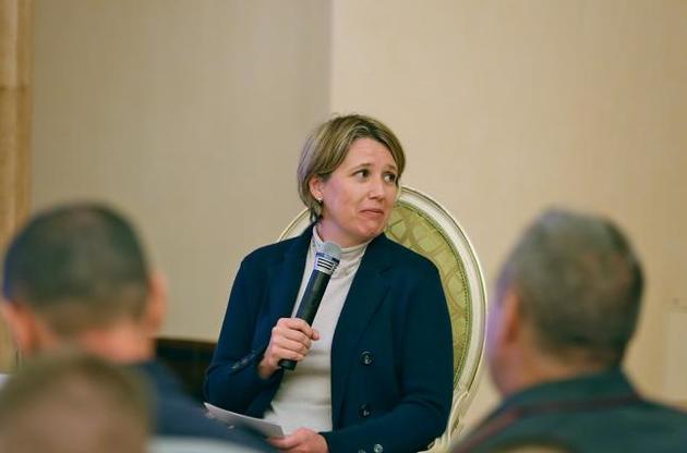 Посол Британії розповіла, що саме їй подобається в поведінці українців.