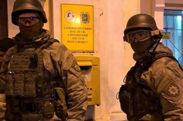 Бойцы КОРД взяли штурмом отделение "Укрпочты" в Харькове, заложников освободили