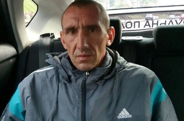 5 октября уроженец Луганска разбил памятные знаки на Аллее Героев Небесной сотни