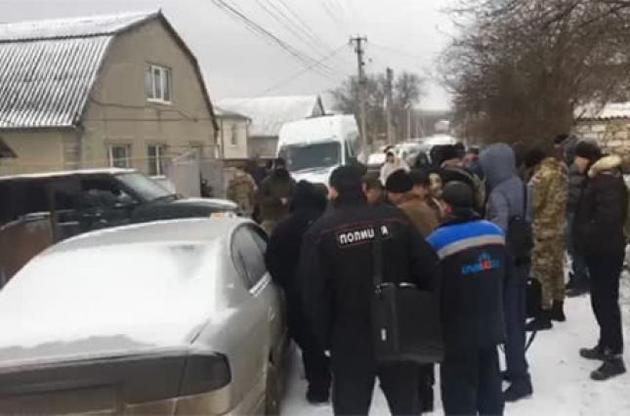 ФСБ проводит в Крыму очередные обыски у крымских татар