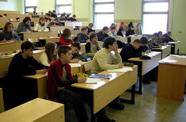 Реформа образования: в этом году ученики ПТУ обязаны сдать ВНО по украинскому языку