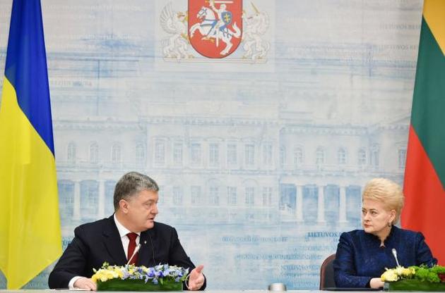 Порошенко рассказал Грибаускайте о независимости антикоррупционных органов