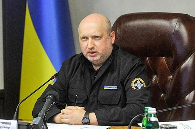 Турчинов знайшов низку плюсів в ухваленому законі про реінтеграцію окупованих територій